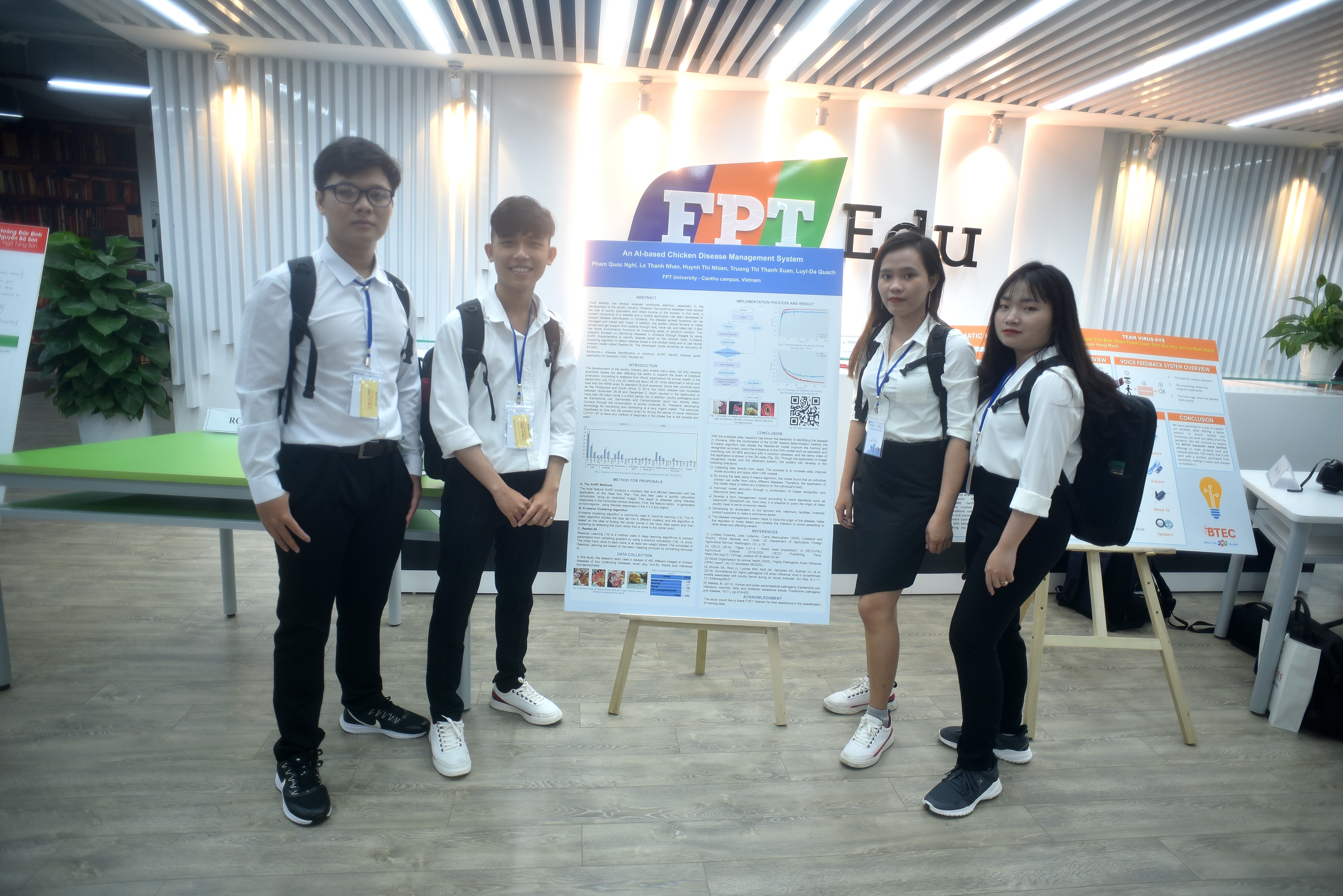 SV FPT dùng AI làm ứng dụng chụp ảnh chữa bệnh cho gia cầm